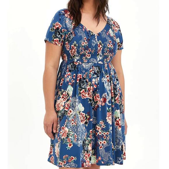 Torrid 4 (4X 26) Blue Tiger‎ Dragon Skull Koi Tattoo Smocked Mini Floral Dress - Picture 1 of 3